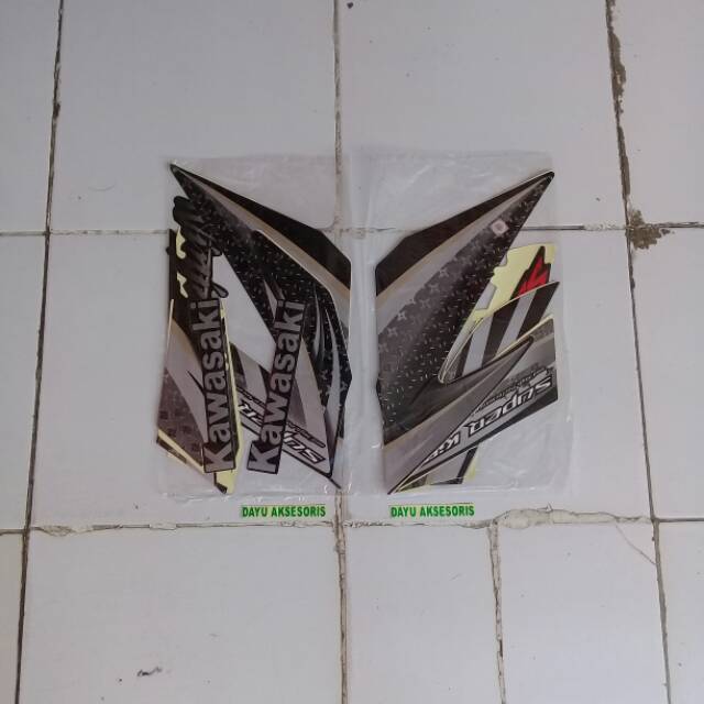 Striping ninja ss 2012 hitam