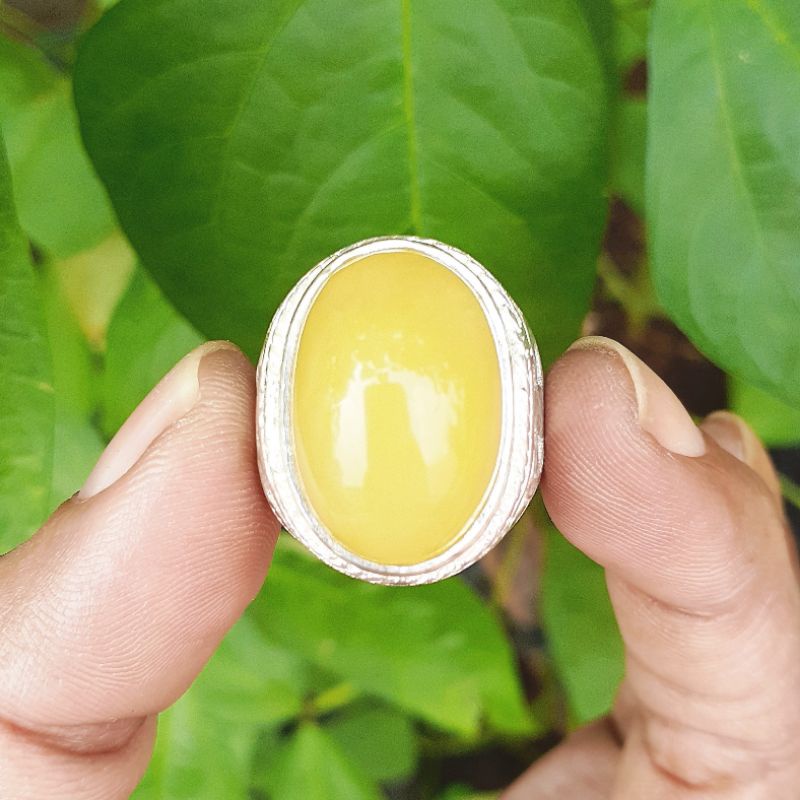 Batu Serpentine Aceh Giok Neon