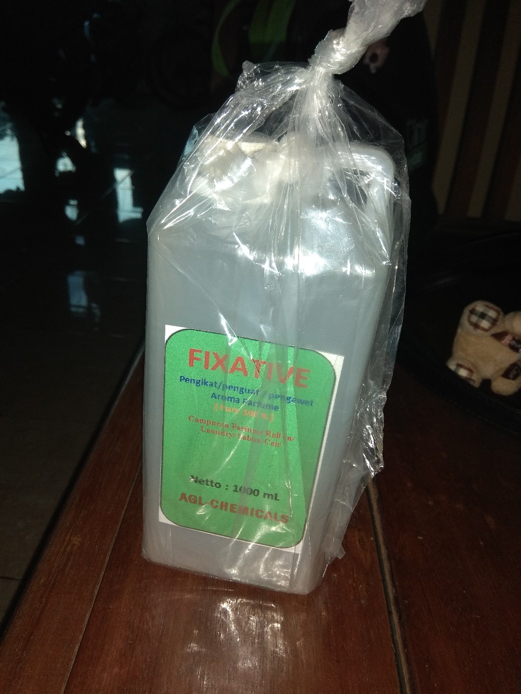 Fixative 1000 Ml Penguat/pengawet/pengikat Aroma Parfume Roll On Dan Laundry Pakaian