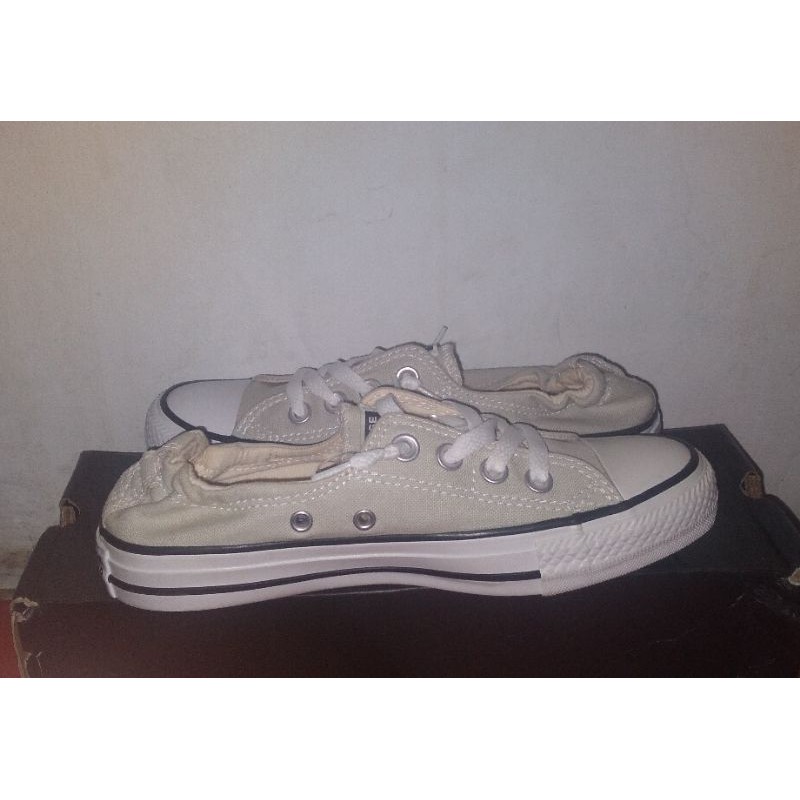 gray converse slip ons