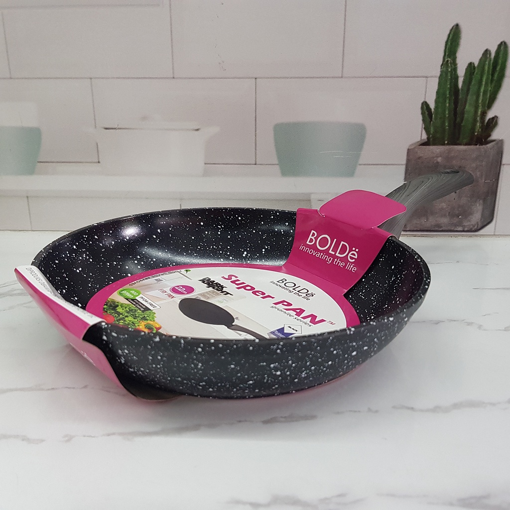 BOLDe Fry Pan Panci Goreng Keramik Bergagang Warna Krim Beige 22 cm