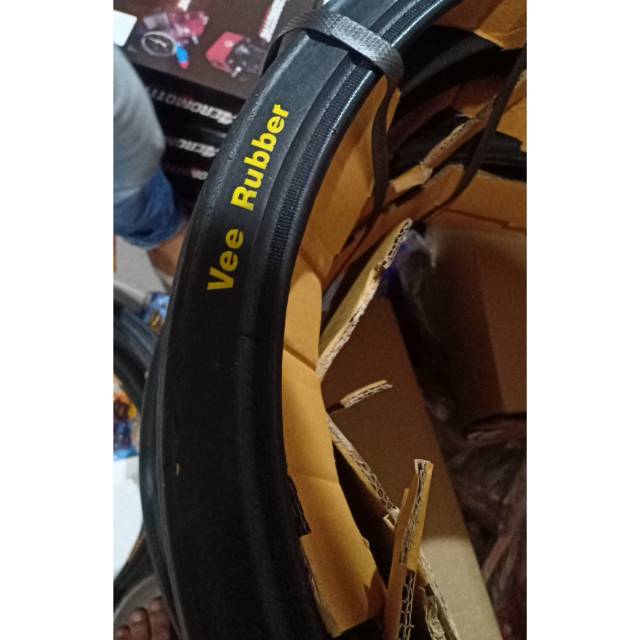 Ban balap vee ruber uk 60/75