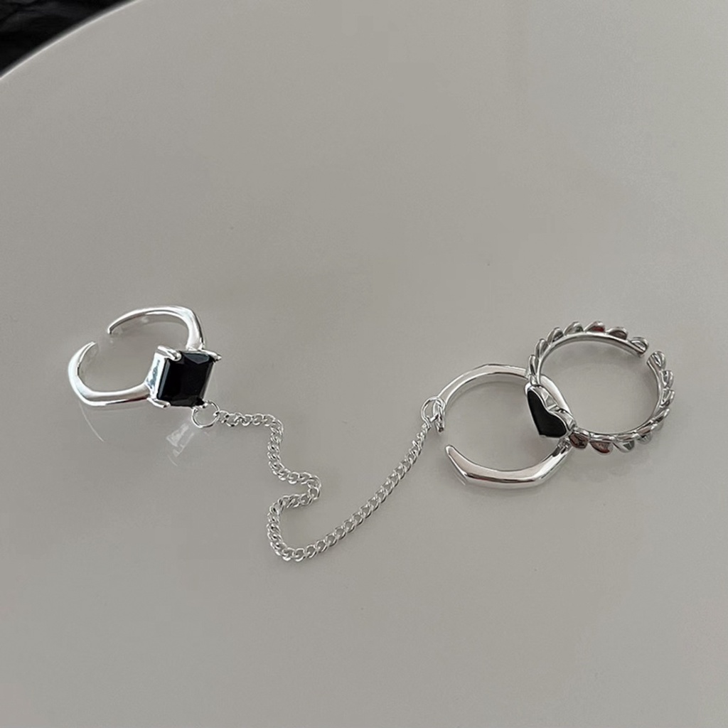 IFYOU 2pcs / set Cincin Jari Bentuk Hati Warna Hitam Gaya Korea Untuk Wanita