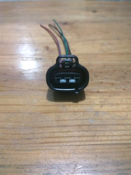 SOKET SENSOR CKP SUZUKI SPLASH
