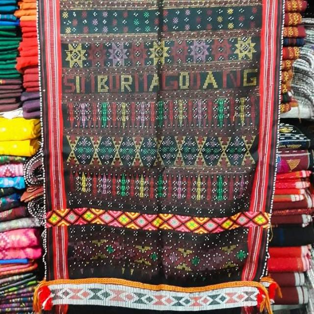 Ulos paroppa sipirok