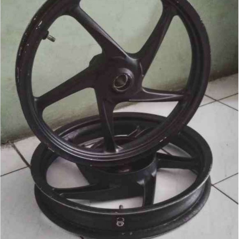 Velg ori beat Vario lama