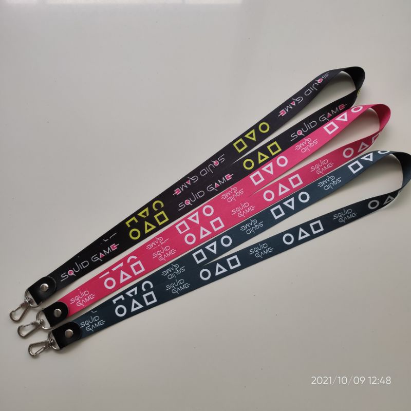 

Lanyard Squid Game buat handphone