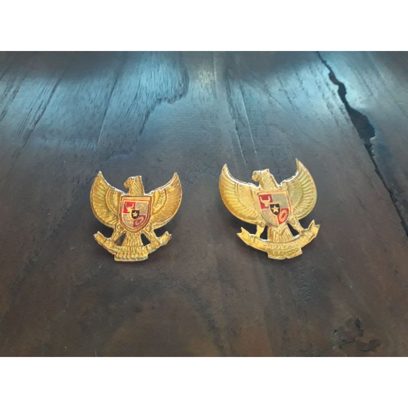 pin garuda 3 cm, pin garuda 3,5 cm, pin garuda paskibra, pin garuda resin 3 cm