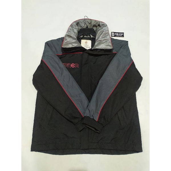 JAKET OUTDOOR LIPNER