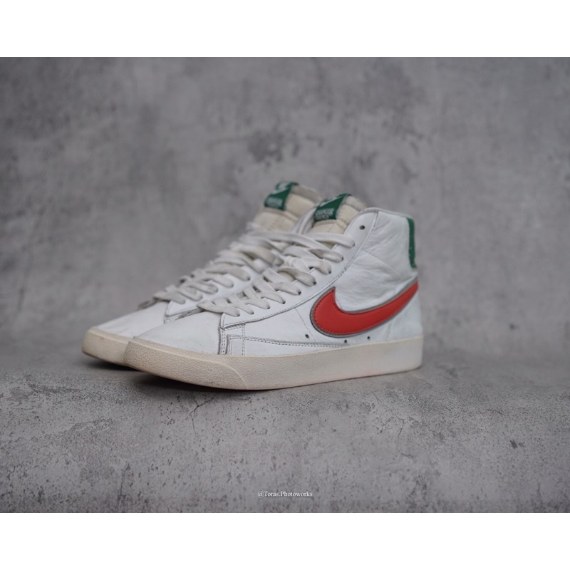 Stranger Things X Nike Blazer Hawkins High School