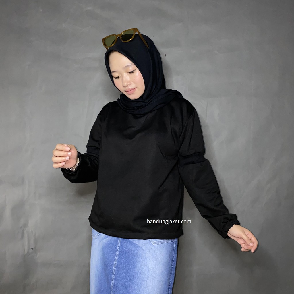 BASIC WRINKLE Rib SWEATER II Sweater Kerut Rib Wanita Zarra Terbaru