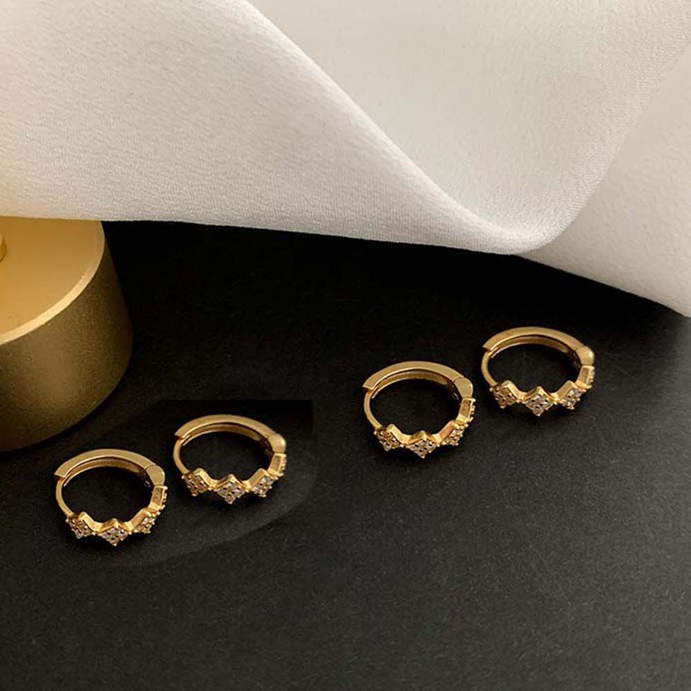 Anting Stud Berlian Imitasi Bentuk Bulat Minimalis Gaya Korea Untuk Wanita