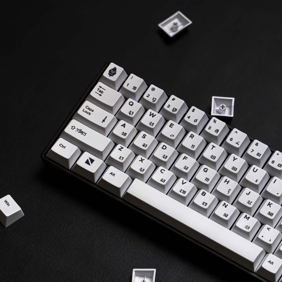 Noir Javanese Roots BOW Fullset PBT Dye Sub Keycaps Cheery Profile