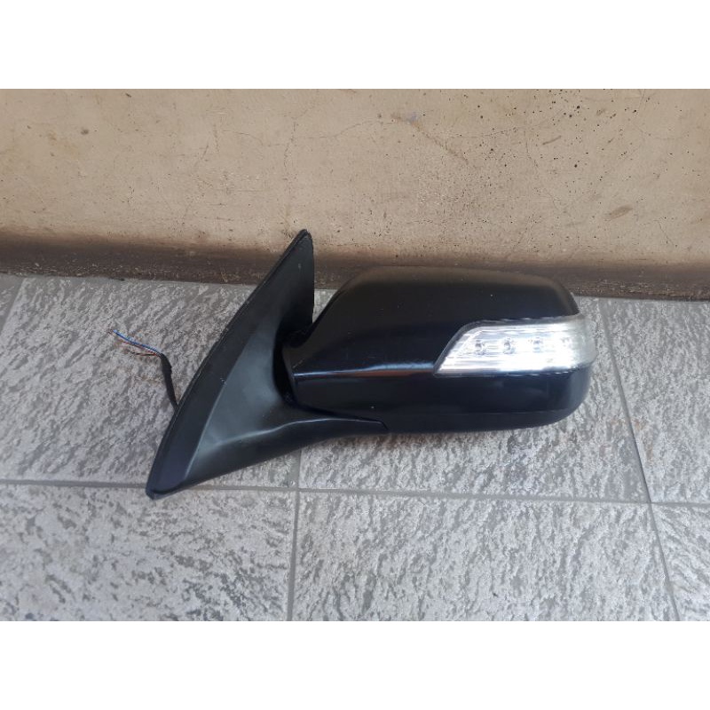 Spion mobil xenia  elektrik kiri original