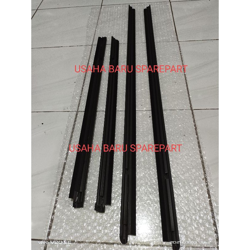 PELIPIT KACA LUAR UNTUK MOBIL DAIHATSU SIRION TAHUN 2011 SAMPI 2017 ORIGINAL