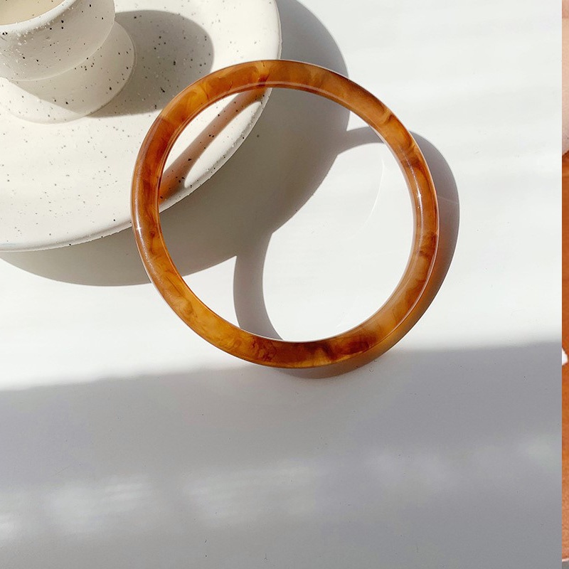 Gelang Bahan Akrilik Pola Amber Gaya Korea Klasik Untuk Wanita