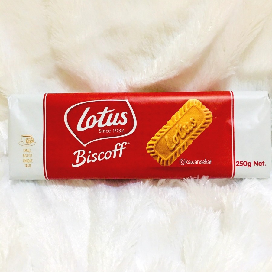 

Lotus Biscoff Biscuit 250gr isi 32 pcs | Biskuit Karamel