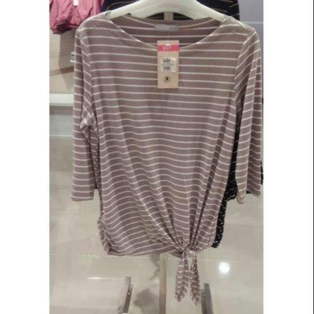 Kaos wanita exit best seller