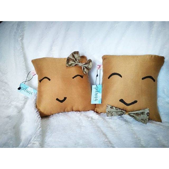 Bantal couple