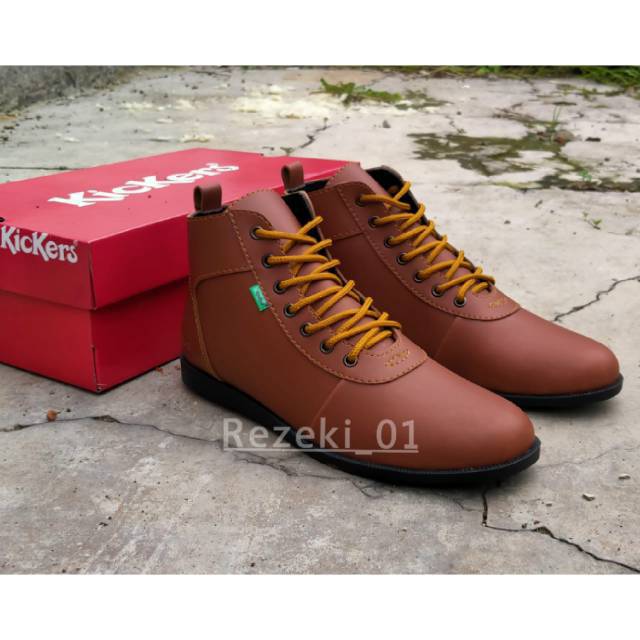 Sepatu boots brodo casual semi kulit