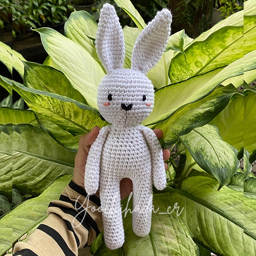 BUNNY DOLL AMIGURUMI