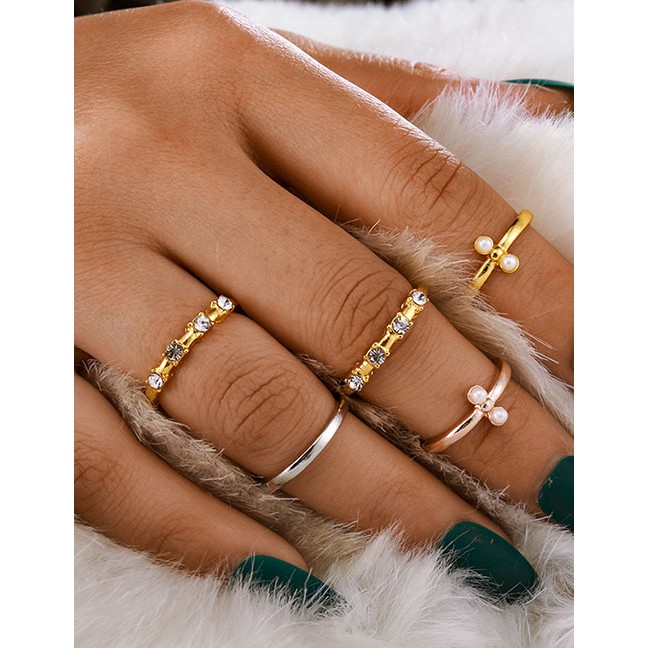 LRC Cincin Set Fashion Color Mixing Tri-color Diamond Ring Set K00653