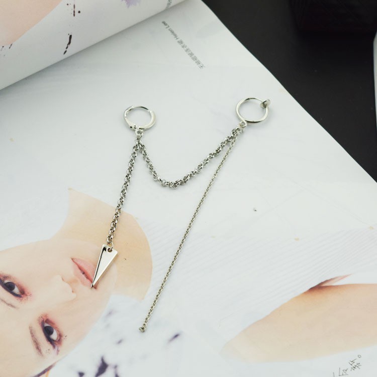 [Bayar Di Tempat]1 pcs KPOP BTS bt21 Ear Cuff Non-Pierced Clip on Earrings Fake Ear Stud earring