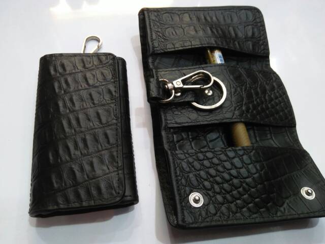 Gantungan kunci kulit asli kancing motif croco