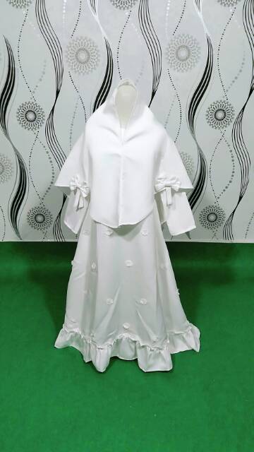 Baju gamis putih jilbab syar'i couple ibu dan anak motif bunga tabur