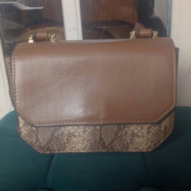 Preloved tas snake skin