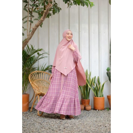 Ghania Set by Gerai Mika Mouve XL