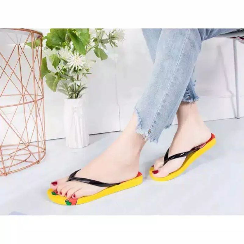 SANDAL JEPIT WANITA MOTIF MASHA