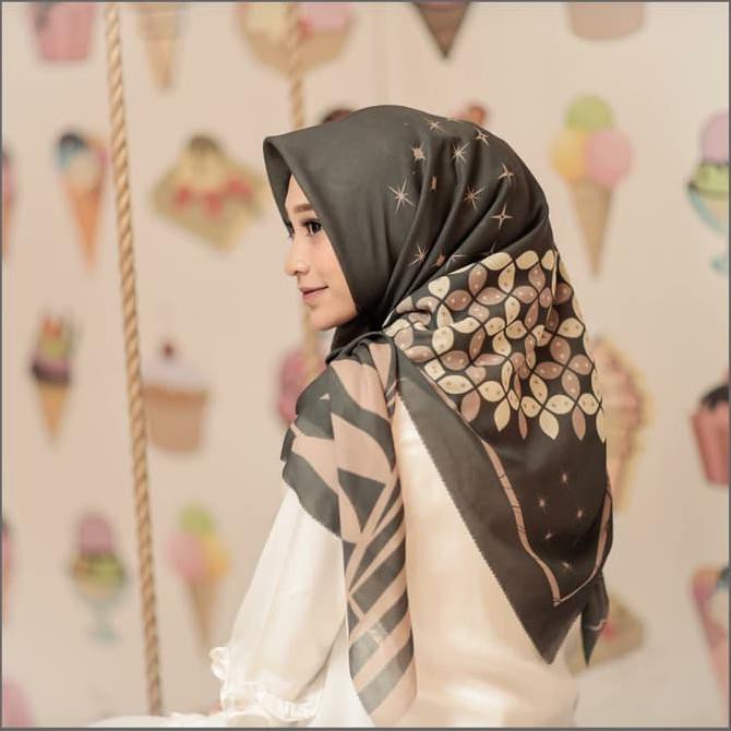 Hijab Segiempat Motif Printed Bahan Voal - Kerudung Segiempat Voal M98 Premium Harga Grosir