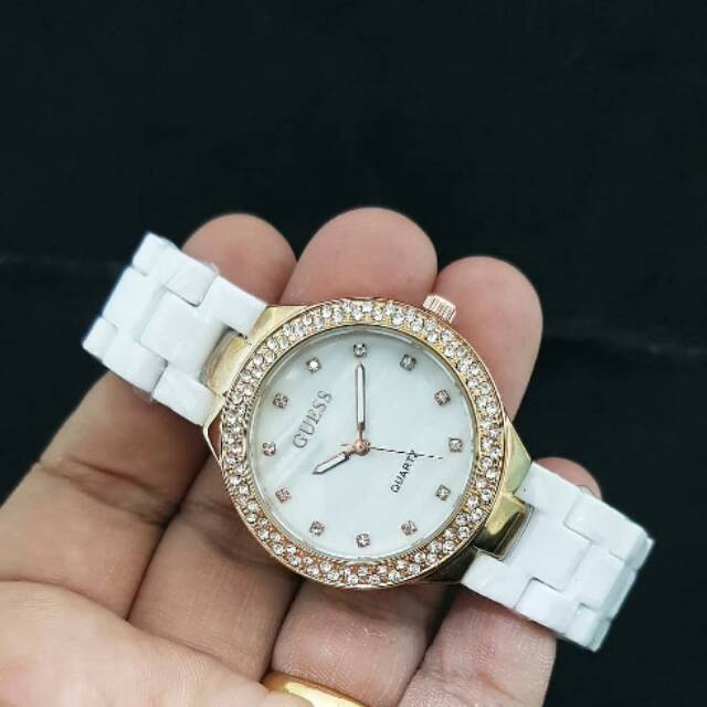 Jam Tangan Guess Permata Cantik