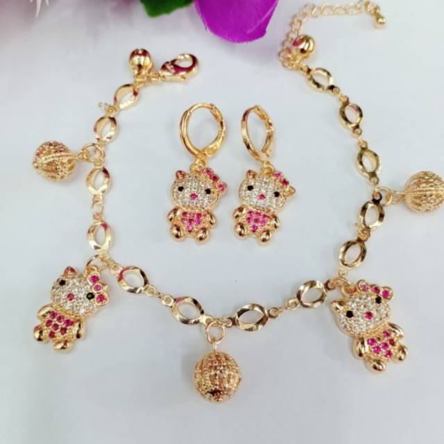 Set Gelang dan Anting