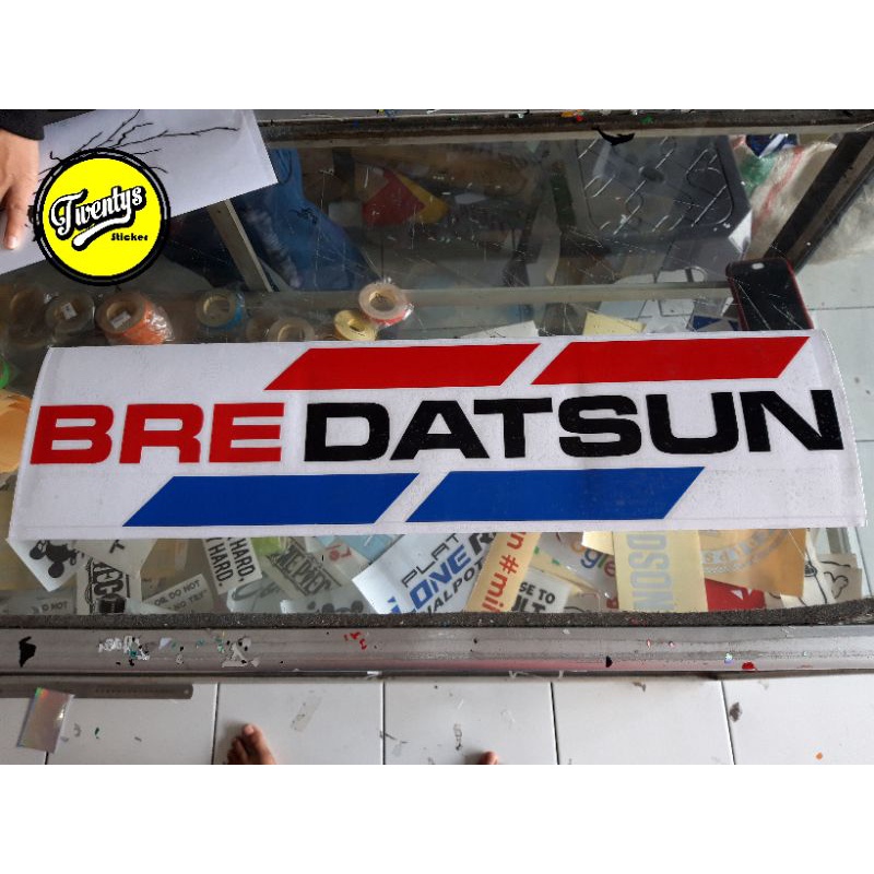 BRE DATSUN STIKER CUTTING