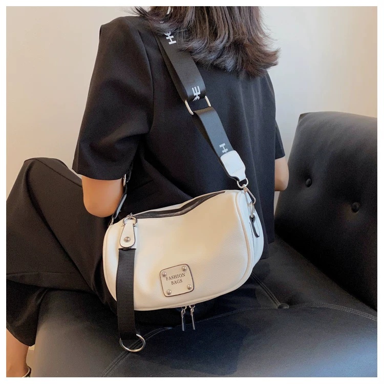 201914 Tas Selempang Wanita Import Slingbag Cewek Impor (1 KG MUAT 3) LT2159 CR7723