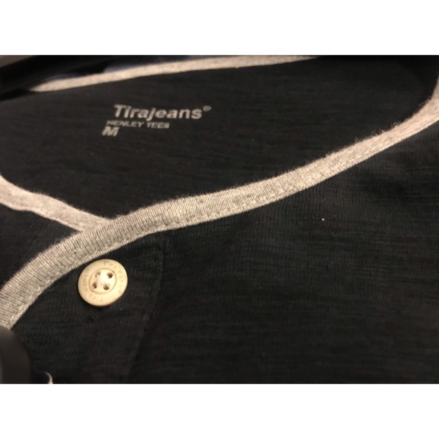 Kaos Lengan panjang Tirajeans