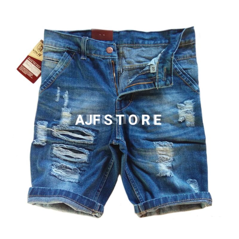 CeLana pendek distro terfavorit