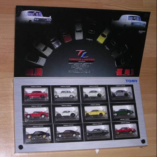 Tomica Limited Nissan Skyline Vol 01. 12 pieces