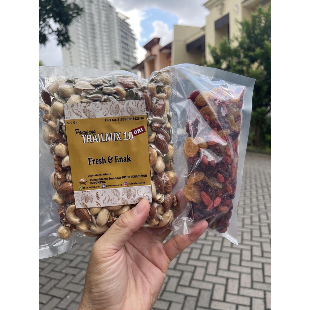 

TRAIL MIX 10 1KG KACANG MEDE ALMOND PISTACHIO HAZELNUT WALNUT SUNFLOWER PUMPKIN CRANBERRY GOJI BERRY