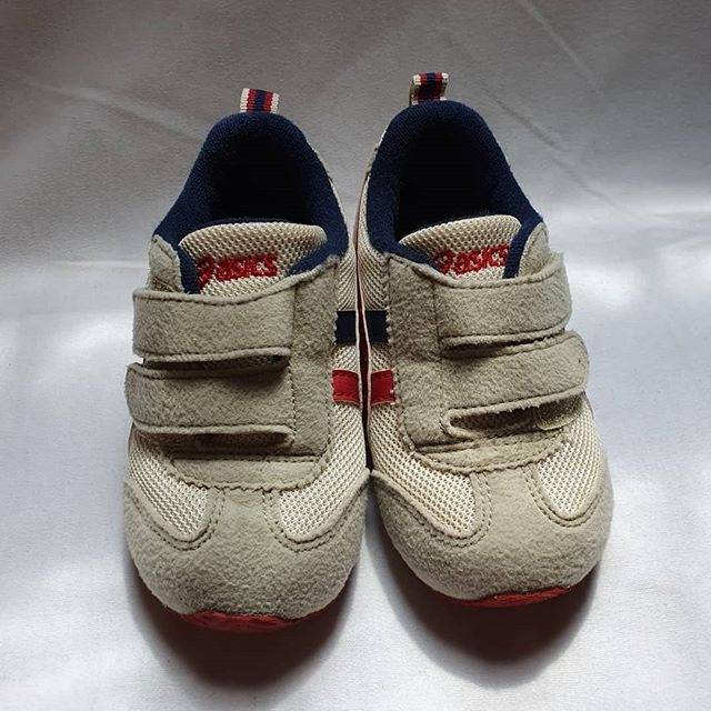 [PRELOVED] Sepatu sneakers anak ASICS ORI