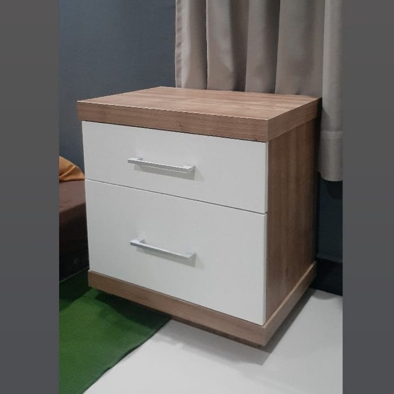 Nakas Minimalis Nakas Kamar Meja Kamar