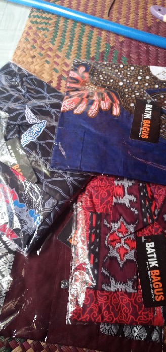 Kemeja Pria Batik Motif Sekar Jagad