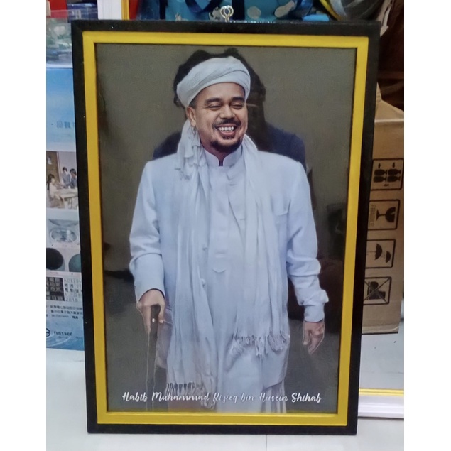 Cetak Poster Gambar Habib Rizieq bin Husein Shihab plus Bingkai uk 52cm x 35cm