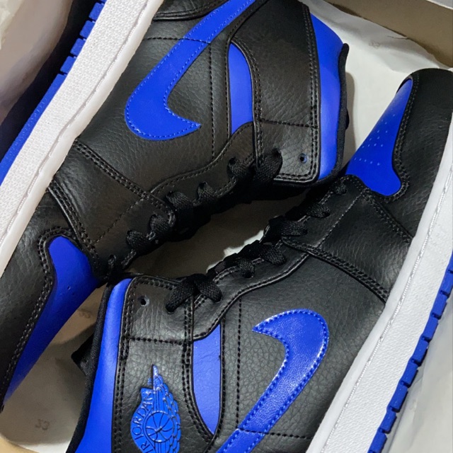 AIR JORDAN AJ 1 MID ROYAL BLUE