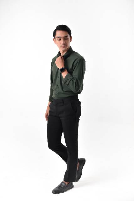 Celana formal slim fit/celana kantor murah/celana kerja pria hitam