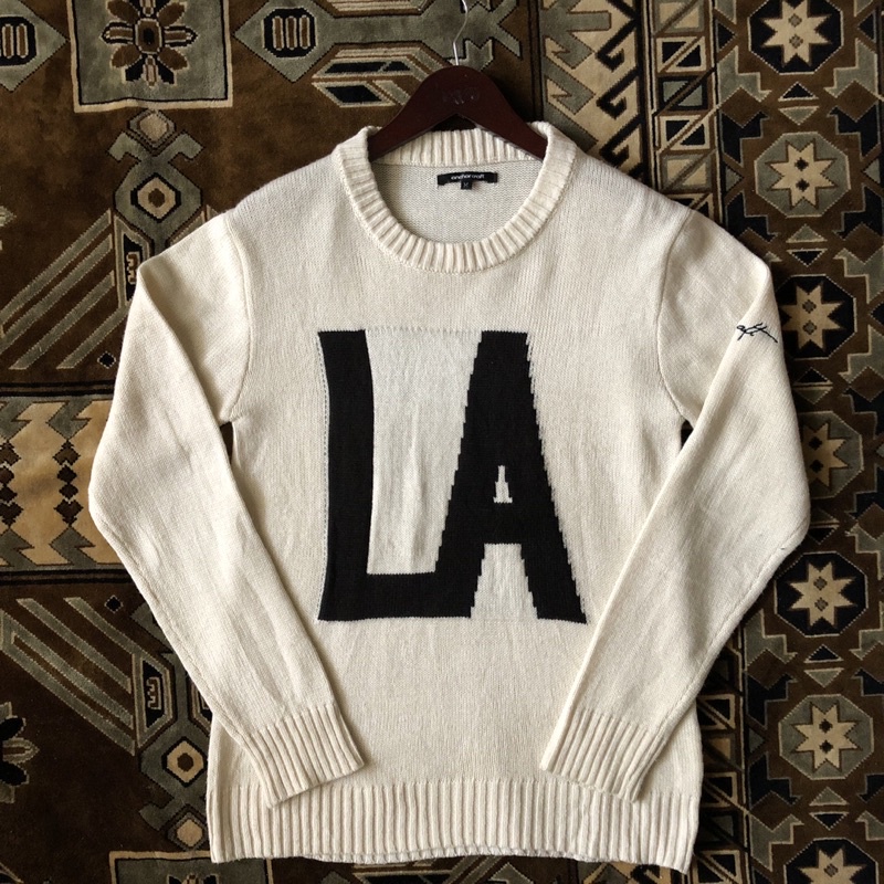 LA knitwear rajut motif sweater not cardigan coogi second