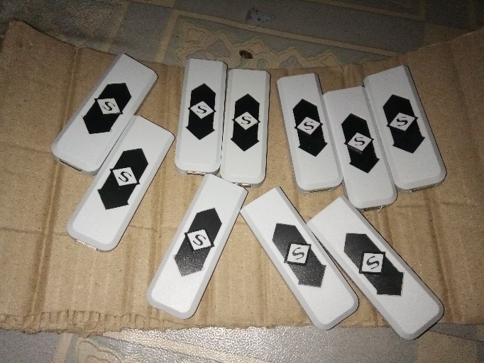 Korek Api Elektrik Electric Usb Rechargeable Lighter Usb - Warna Acak