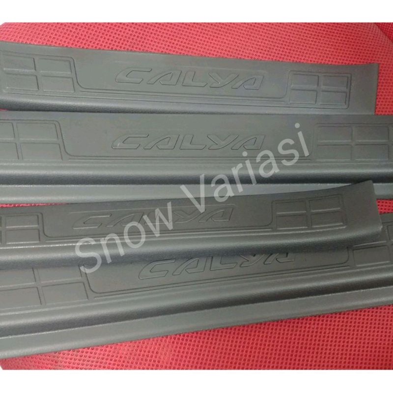 CALYA sill plate silplate samping injakan PINTU MOBIL TOYOTA CALYA PLASTIK HITAM